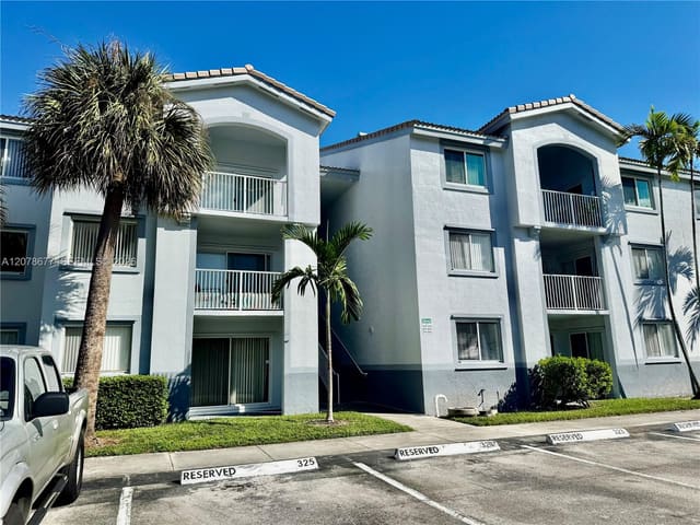 2640 S University Drive 113, Davie, FL 33328