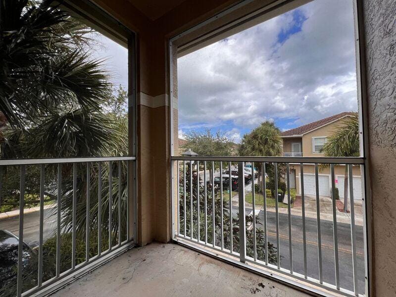 117 Lighthouse Circle J — photo 2