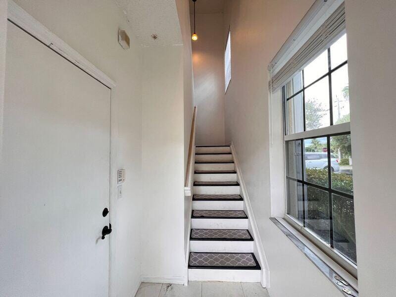 117 Lighthouse Circle J — photo 5