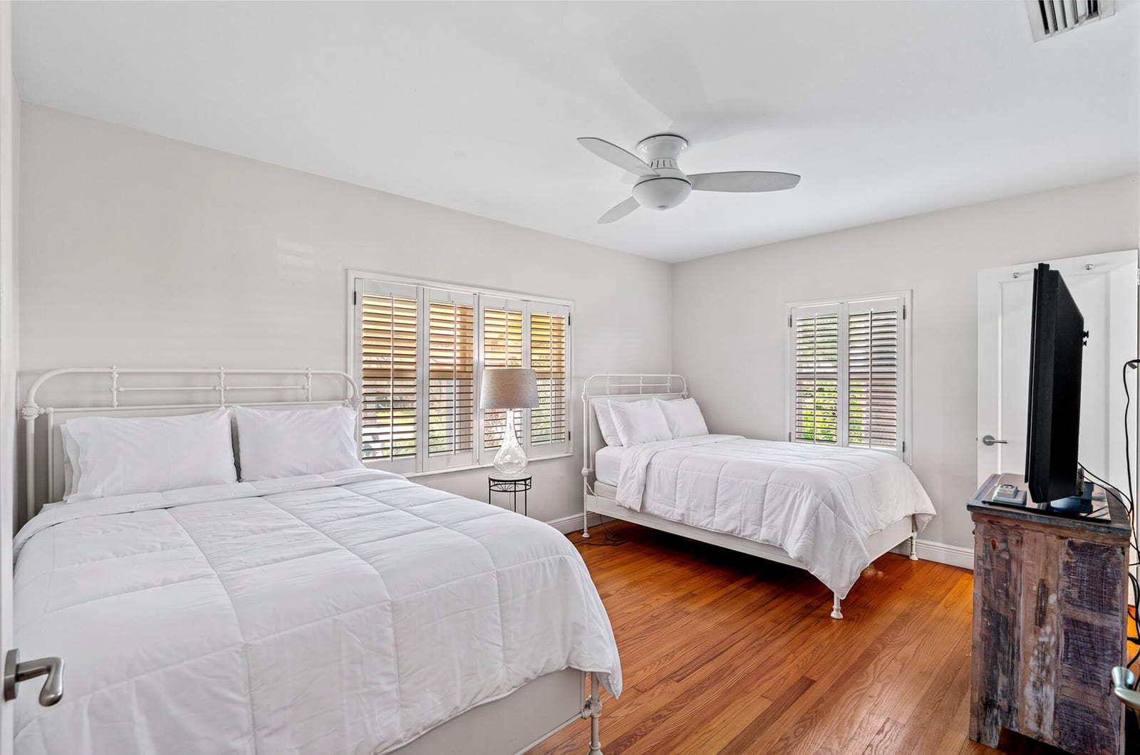 627 Solar Isle Drive, Fort Lauderdale, FL 33301 photo 14