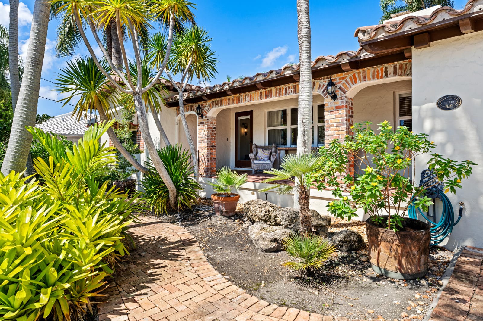 627 Solar Isle Drive — photo 5