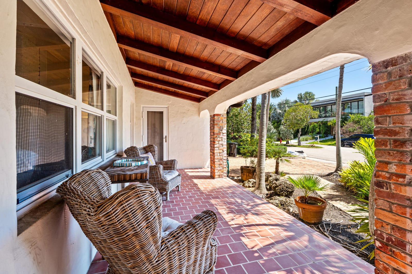 627 Solar Isle Drive — photo 6