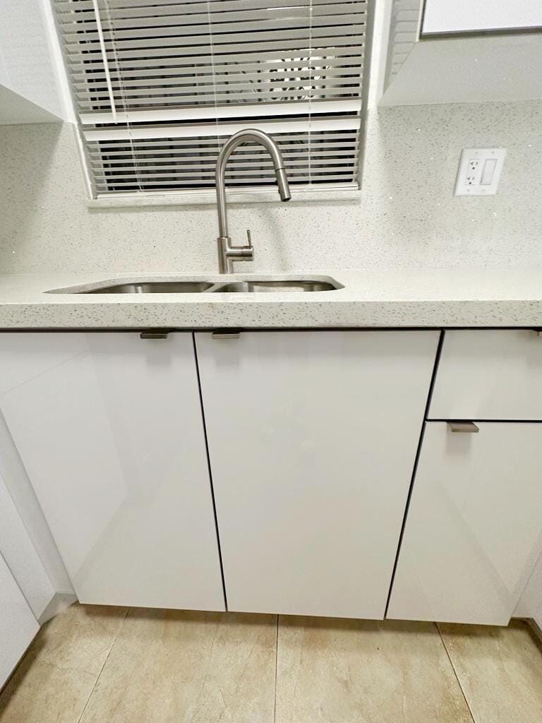 1701 W 42ND Place 43, Hialeah, FL 33012 photo 24