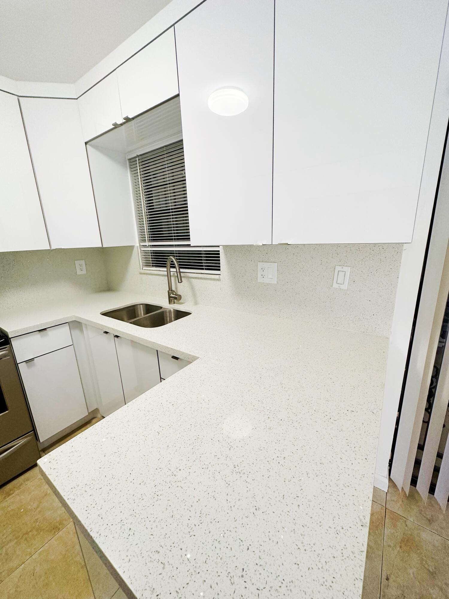 1701 W 42ND Place 43, Hialeah, FL 33012 photo 10