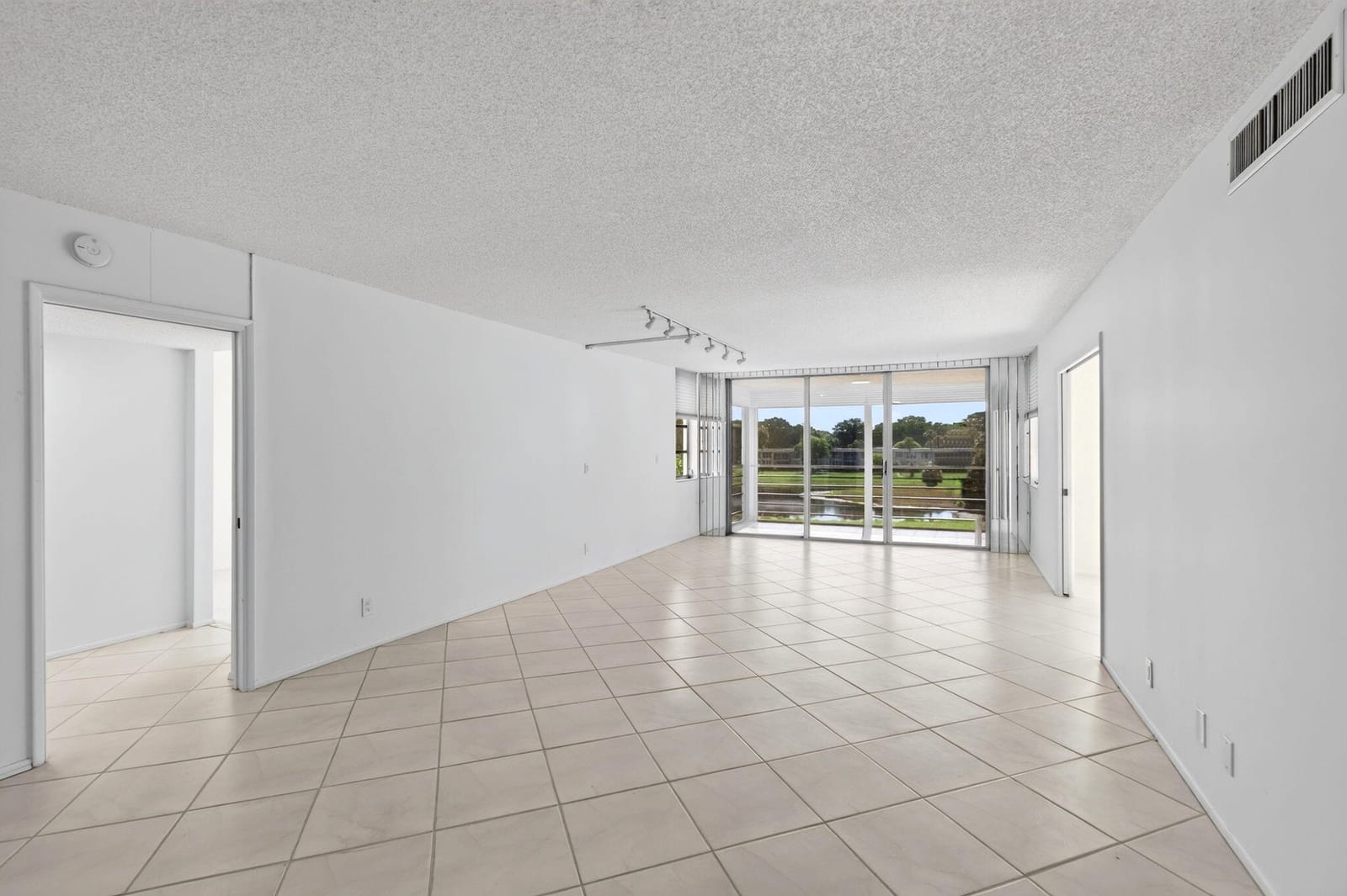 802 CYPRESS GROVE Lane 309 — photo 7