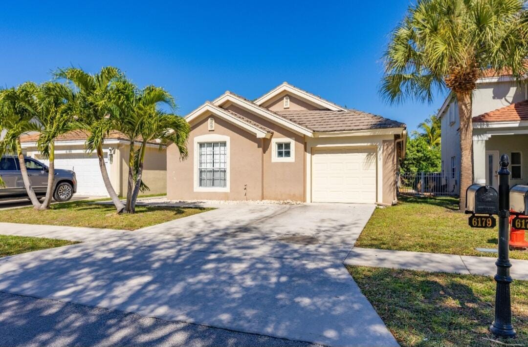 6179 SAVANNAH Way, Lake Worth, FL 33463