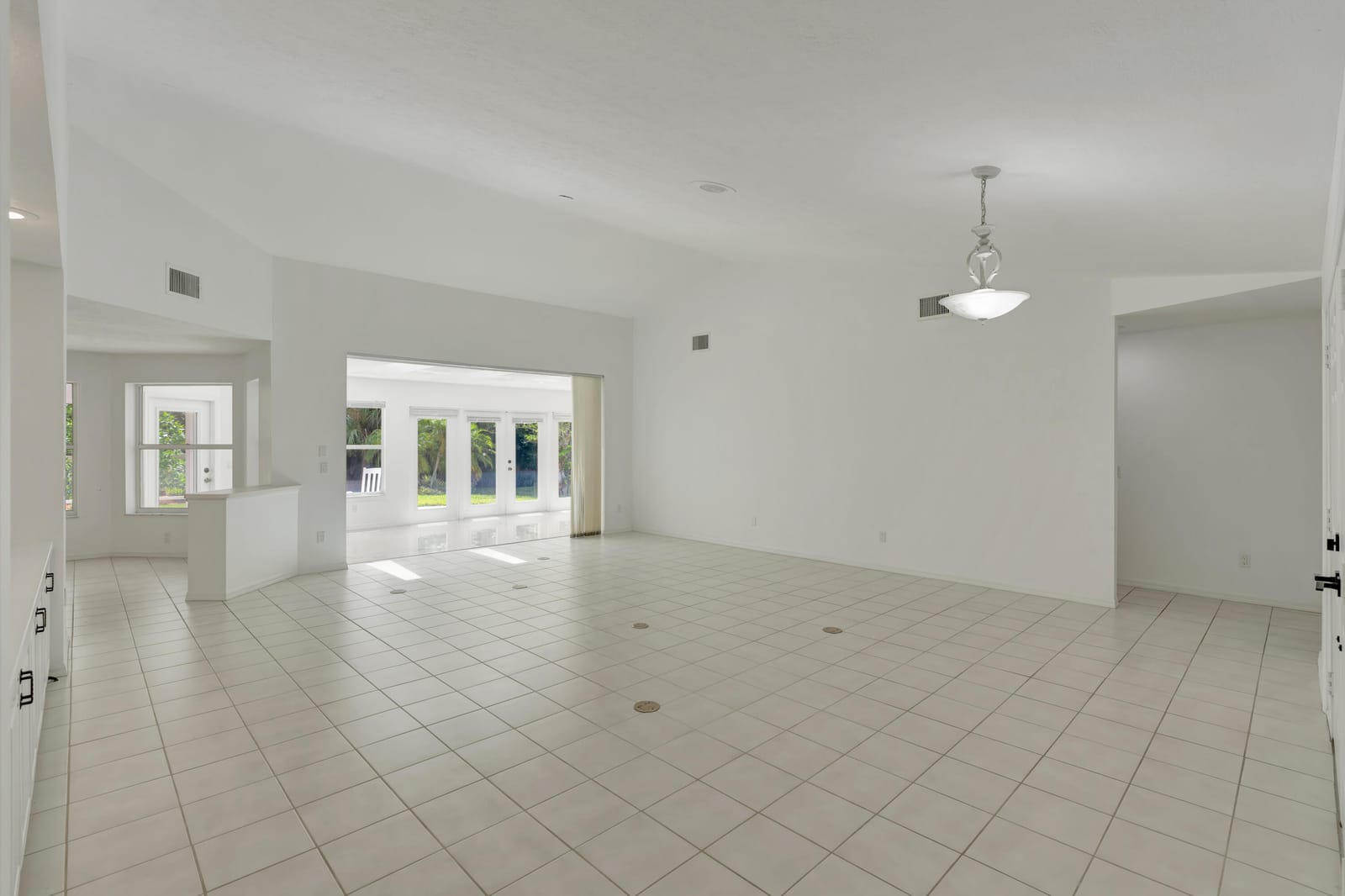 4185 SE FAIRWAY Court — photo 7