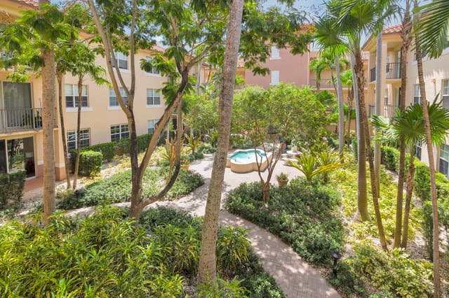 1805 N FLAGLER Drive 206, West Palm Beach, FL 33407