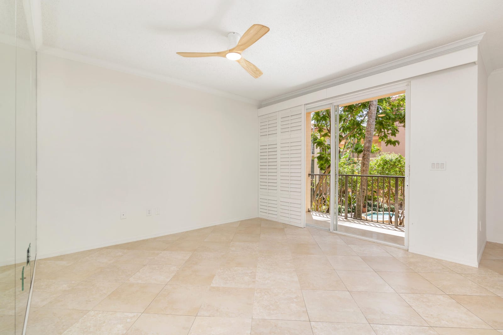 1805 N FLAGLER Drive 206 — photo 3