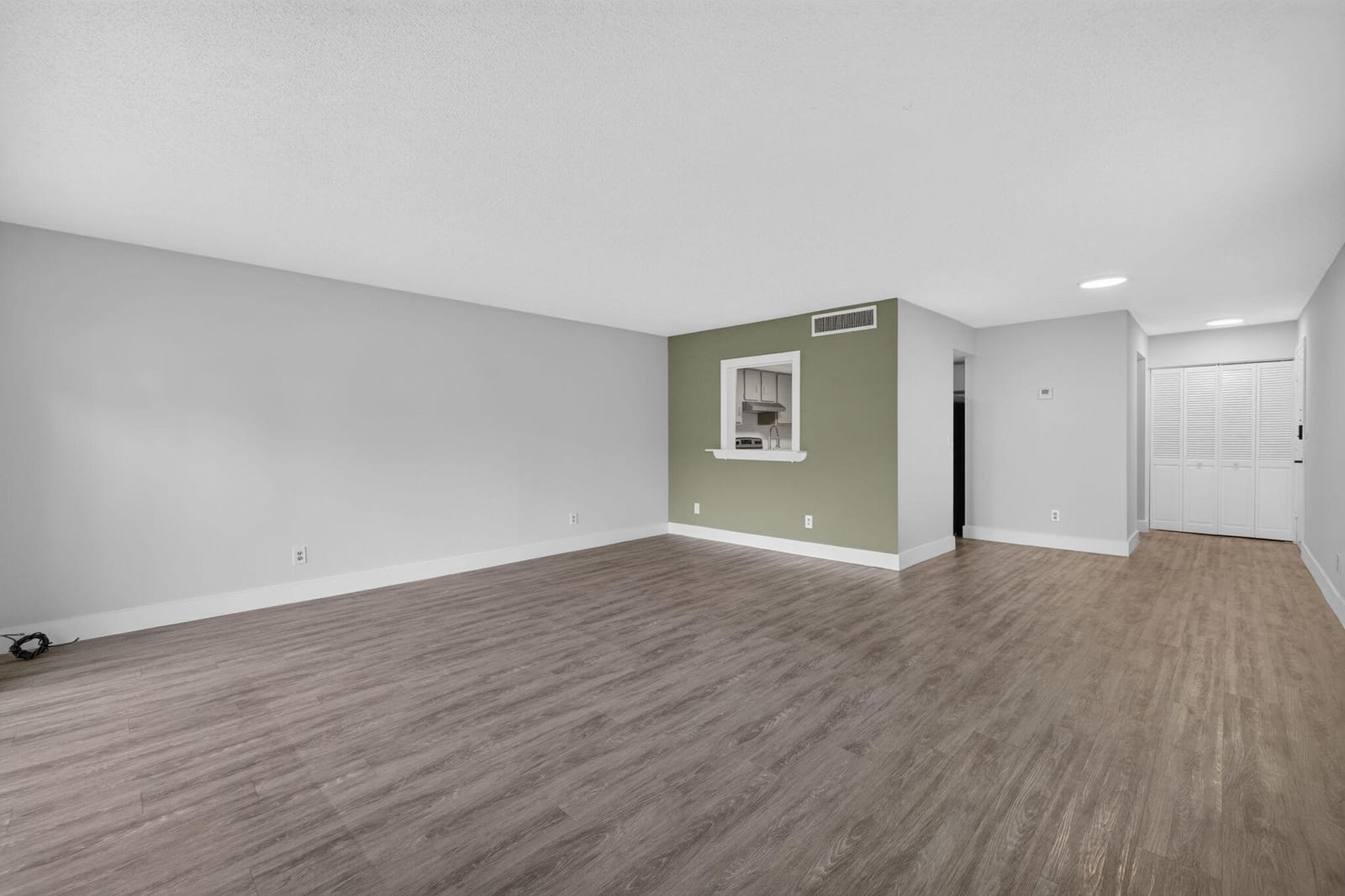 2517 S 17TH Street 103 — photo 4