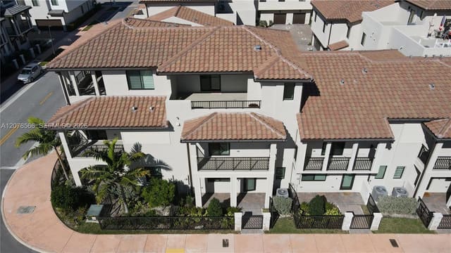 4242 NW 82nd Avenue, Doral, FL 33166