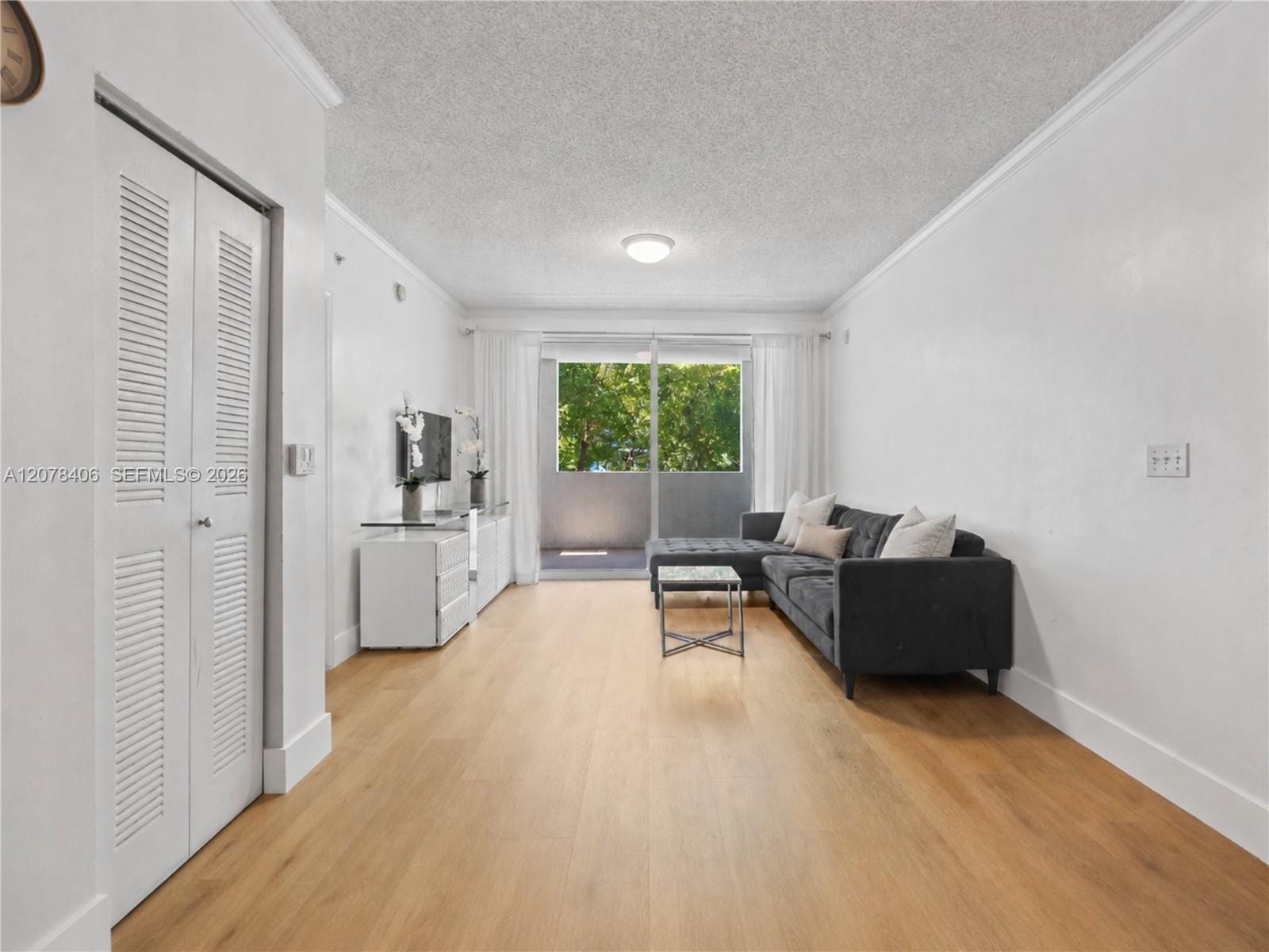 17145 N Bay Road 4311 — photo 3