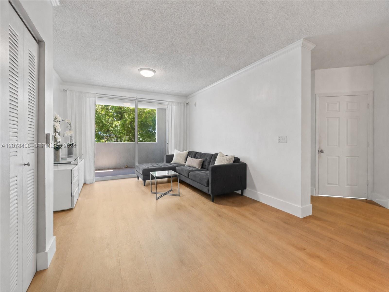 17145 N Bay Road 4311 — photo 4