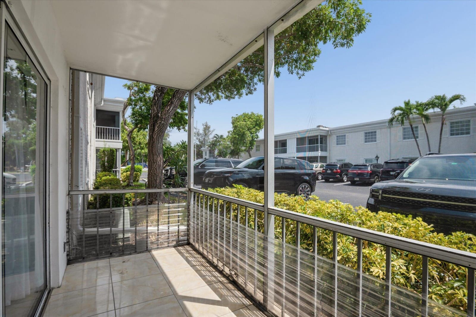 6287 BAY CLUB Drive 2 — photo 12