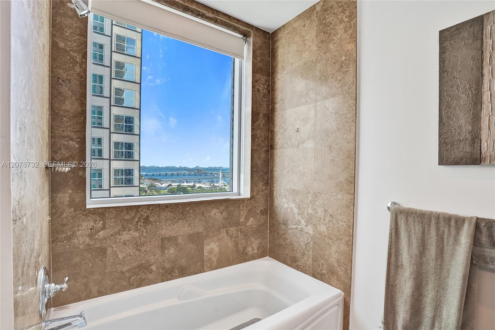 300 S Biscayne Boulevard T-1816, Miami, FL 33131 photo 27
