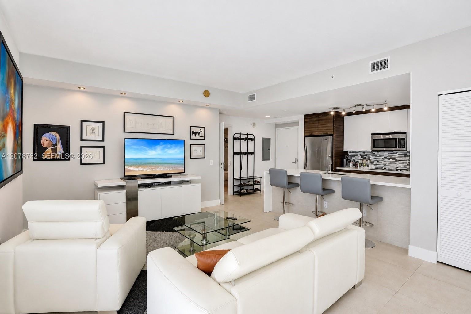 300 S Biscayne Boulevard T-1816 — photo 7