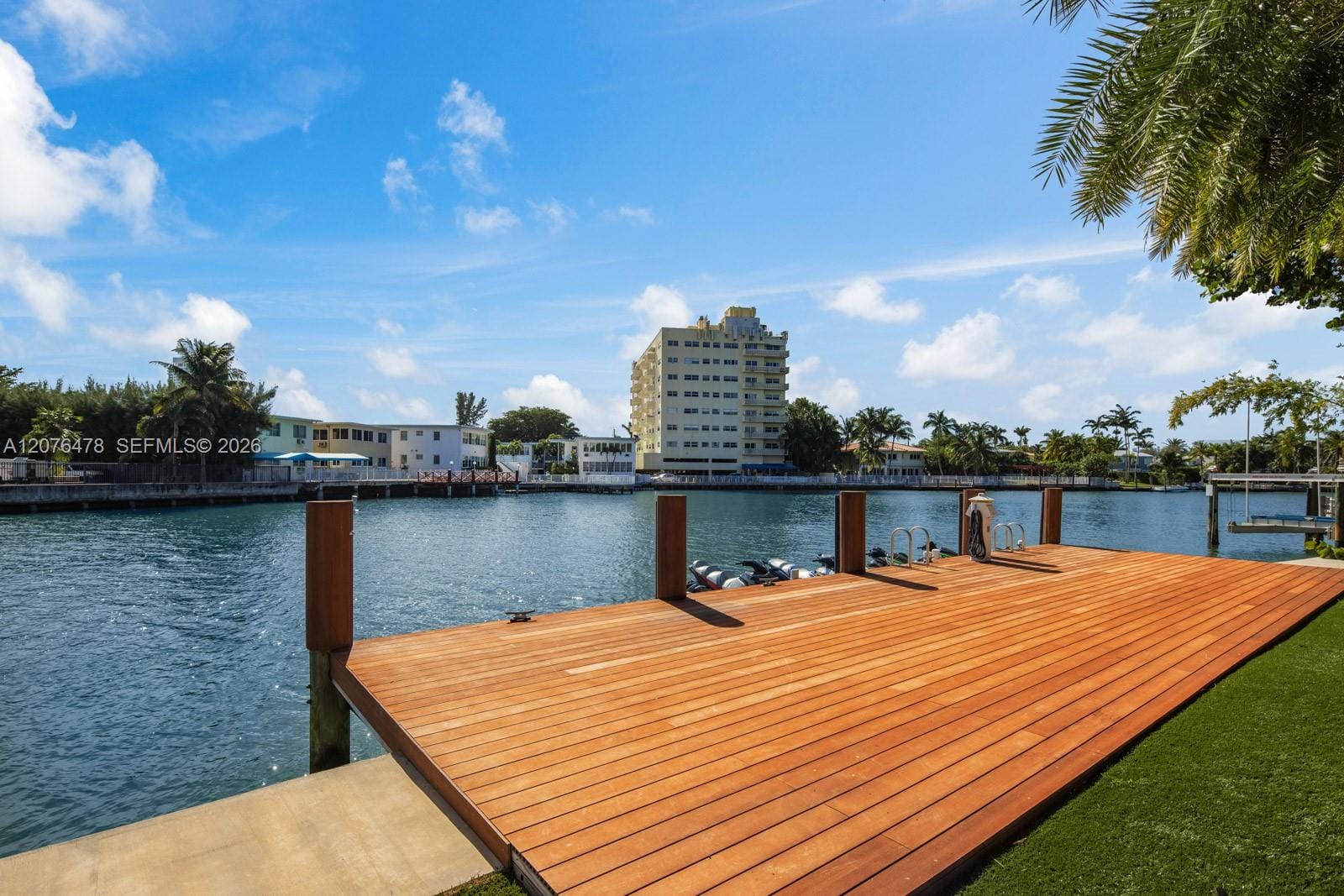 528 Lakeview Court, Miami Beach, FL 33140 photo 29