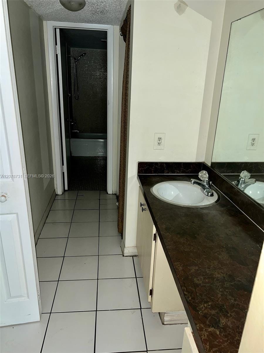 2017 NW 46th Avenue A408 — photo 8