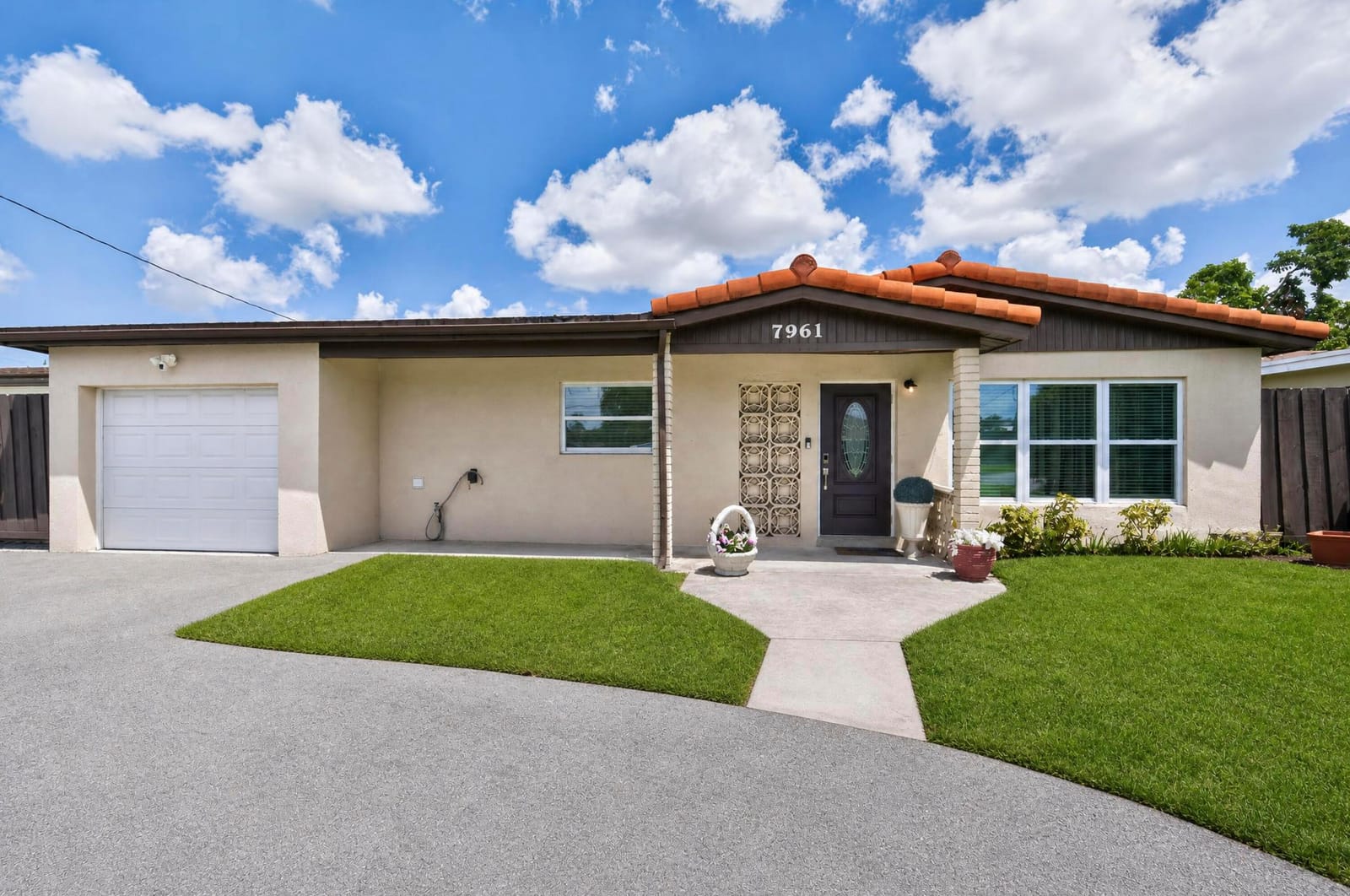 7961 N NORMANDY Street, Miramar, FL 33023 photo 3
