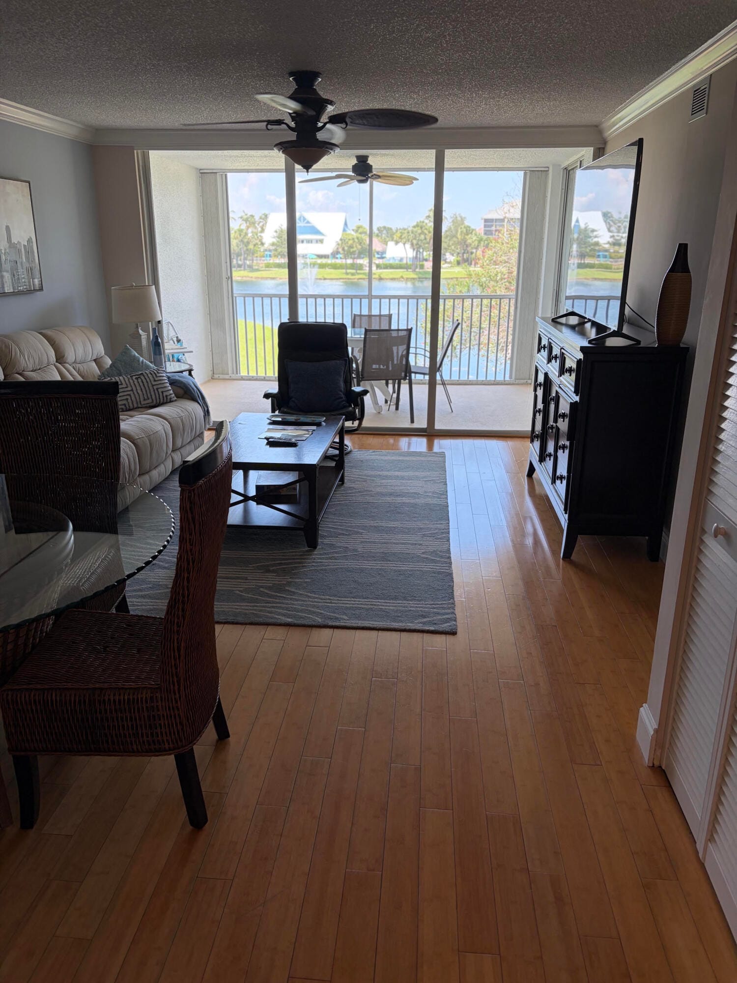 353 S US Hwy 1 D204, Jupiter, FL 33477