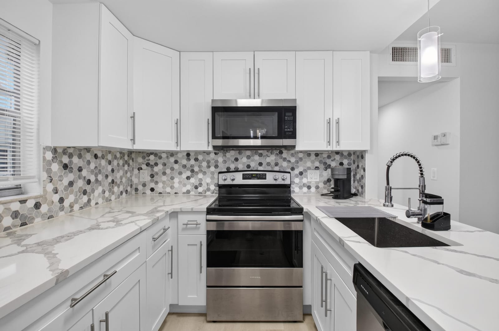 352 Brittany H, Delray Beach, FL 33446 photo 2