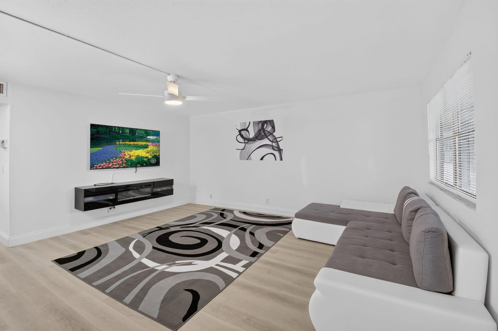 352 Brittany H, Delray Beach, FL 33446 photo 8