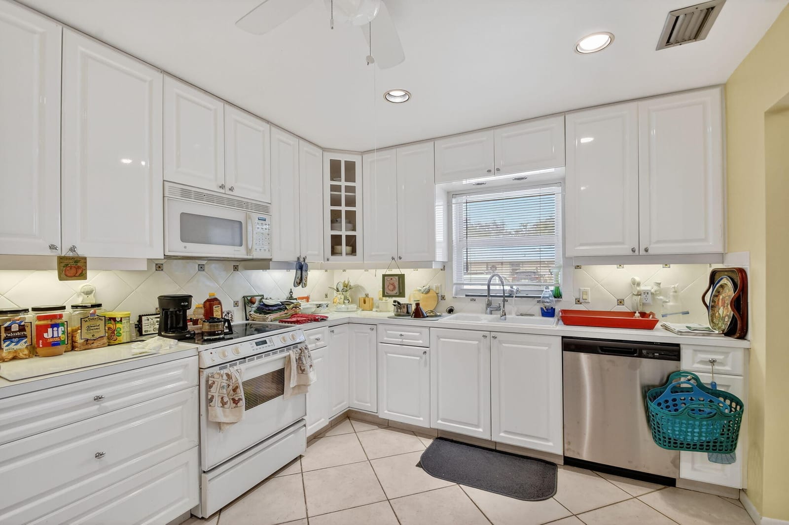 782 Nantucket Circle — photo 1