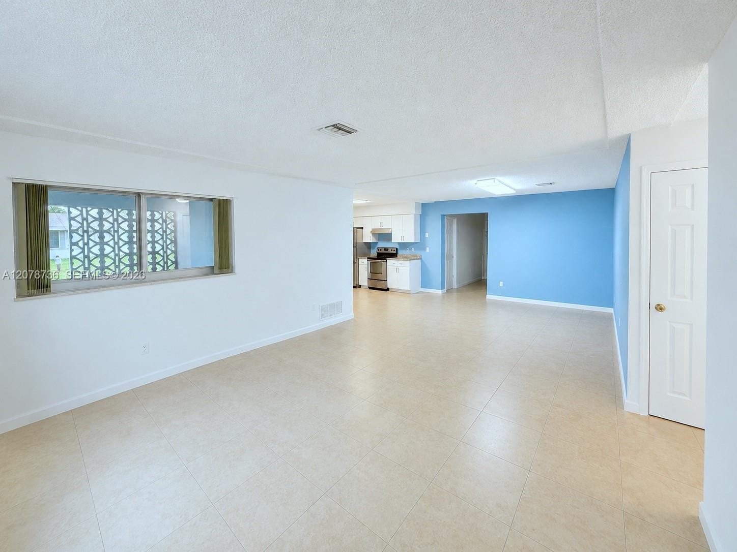 4940 SW 25th Avenue — photo 8