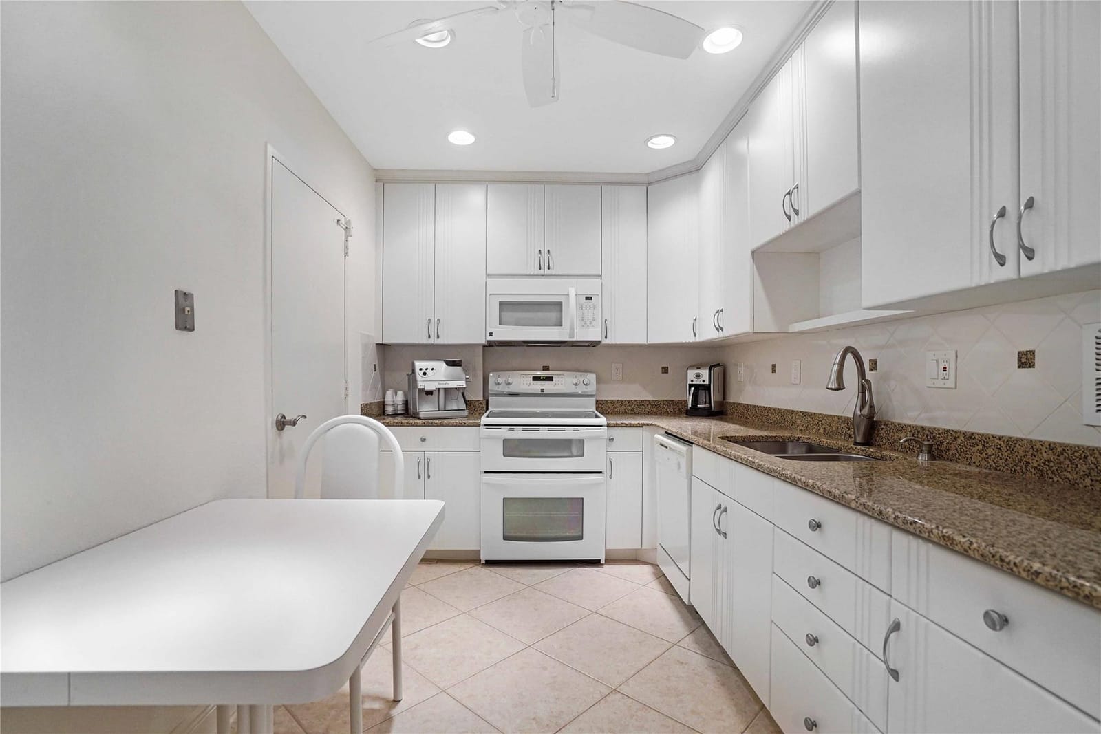 4250 GALT OCEAN Drive PHB — photo 9