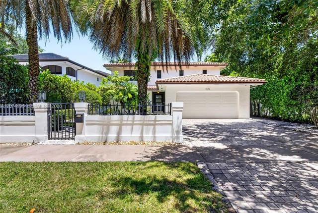 1043 Alfonso Avenue, Coral Gables, FL 33146