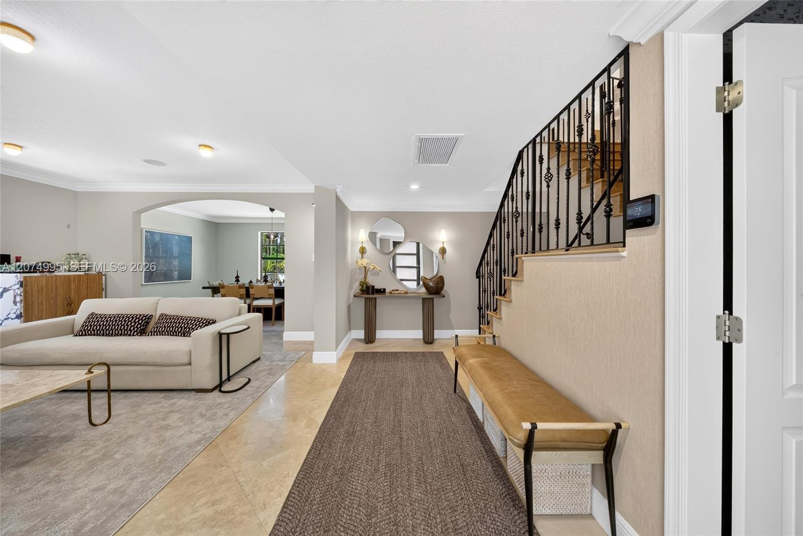 1043 Alfonso Avenue — photo 2