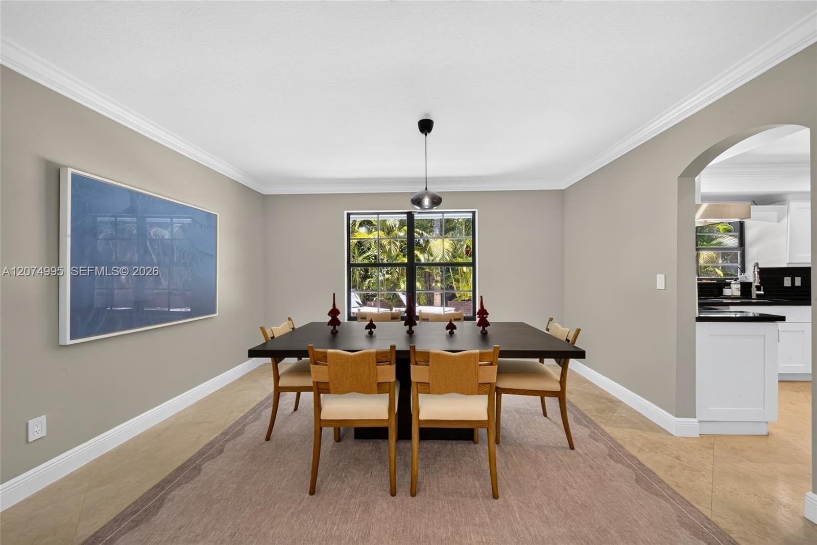 1043 Alfonso Avenue — photo 5