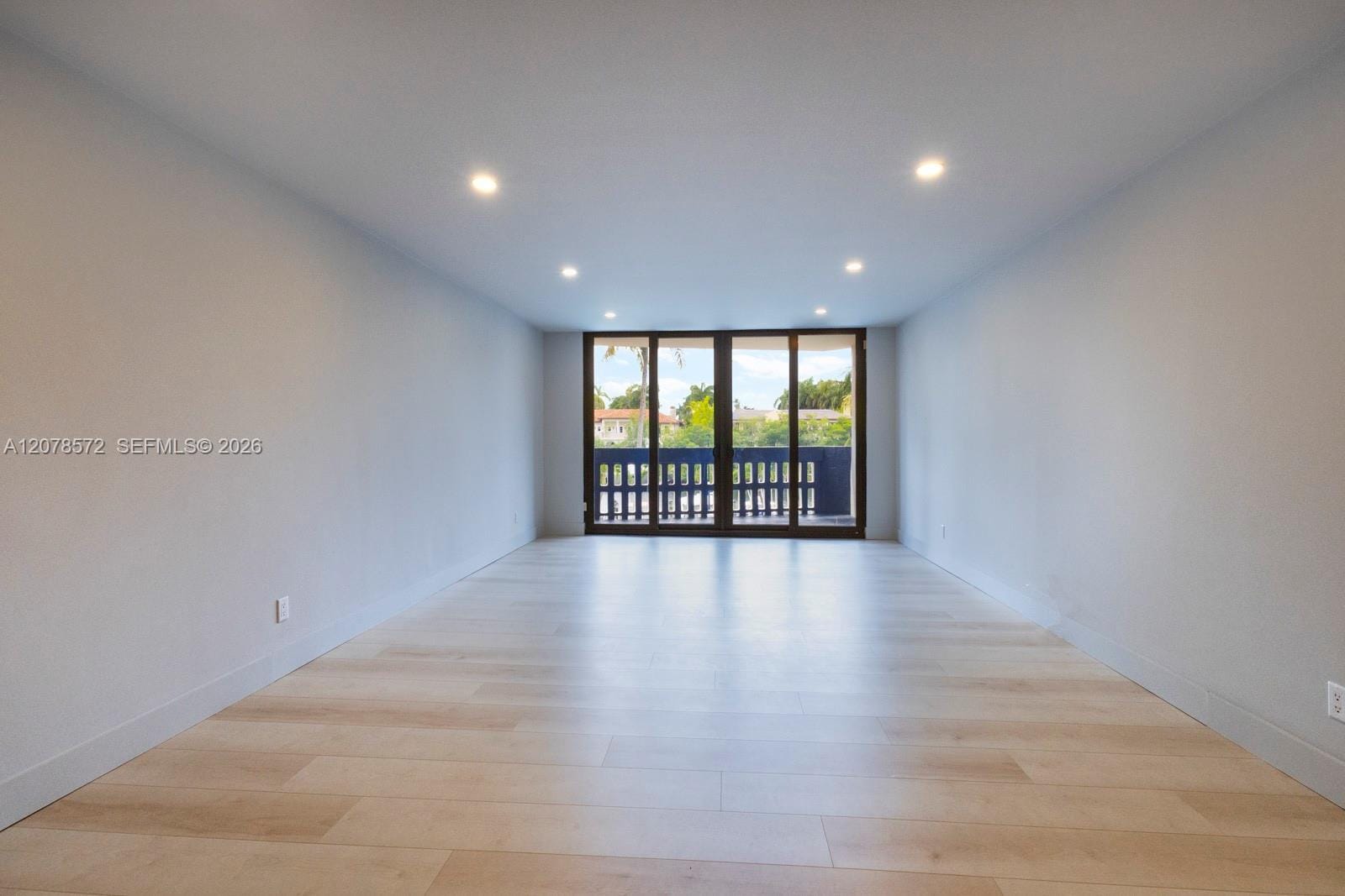 90 Edgewater Drive 224 — photo 2