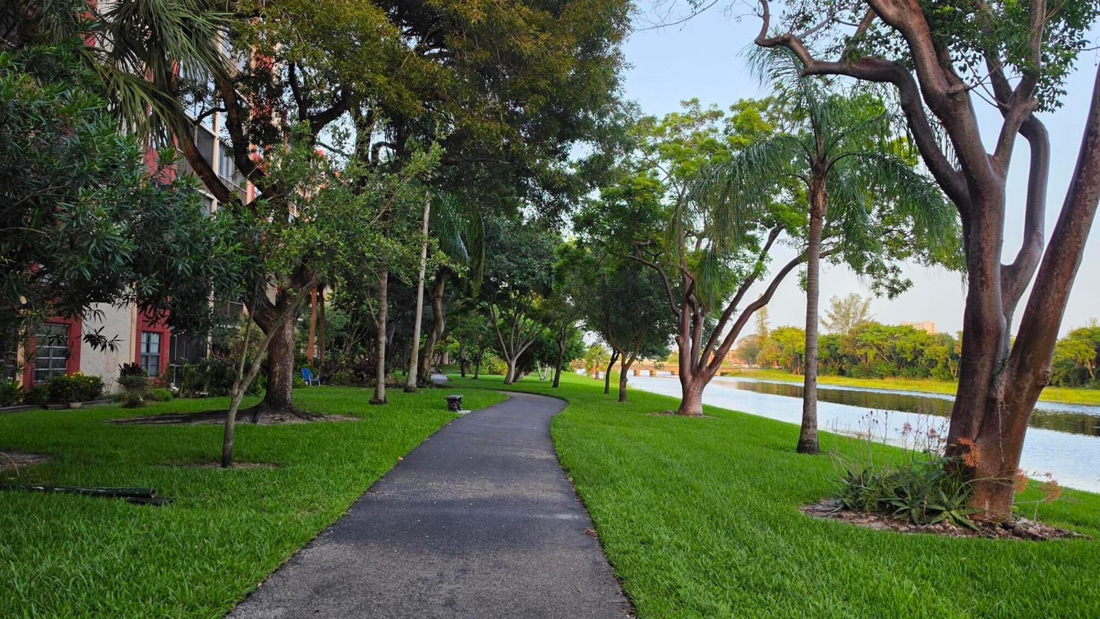 2206 S CYPRESS BEND Drive 504, Pompano Beach, FL 33069 photo 15