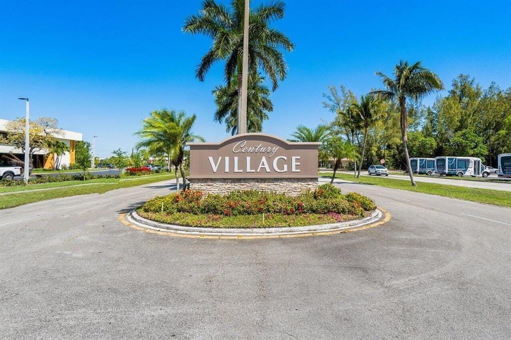 211 GREENBRIER A 211, West Palm Beach, FL 33417