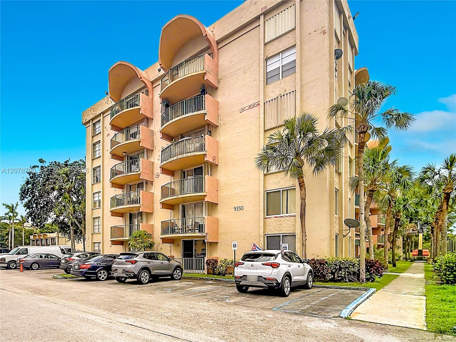 9350 Fontainebleau Boulevard 101, Miami, FL 33172 photo 30