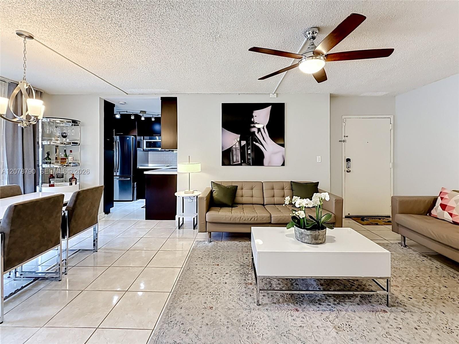 9350 Fontainebleau Boulevard 101, Miami, FL 33172