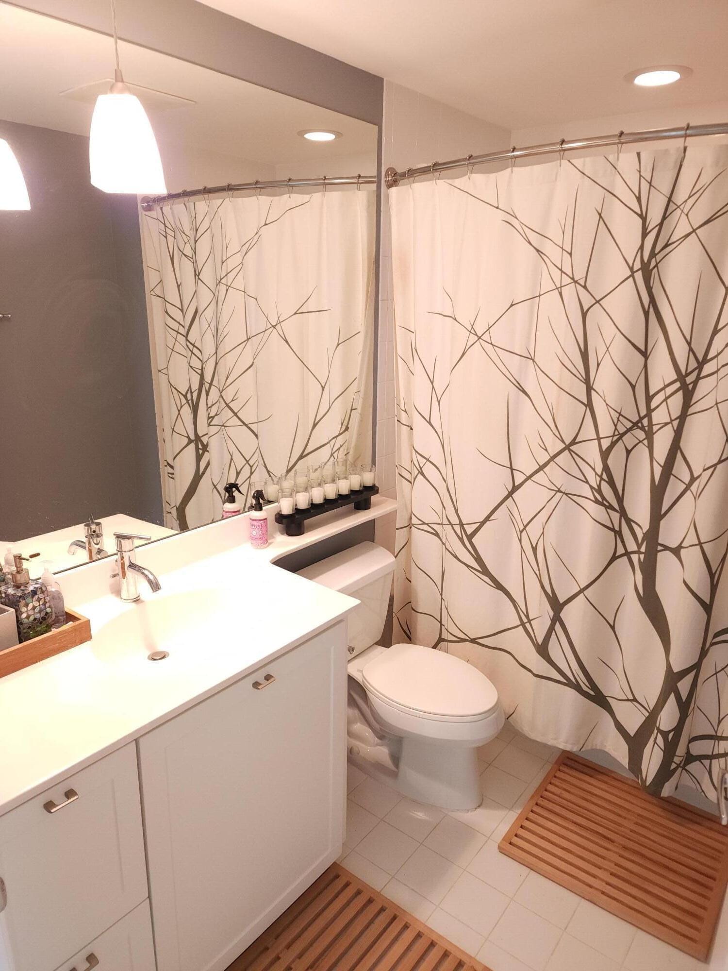 225 NE 1st Street 303 — photo 11