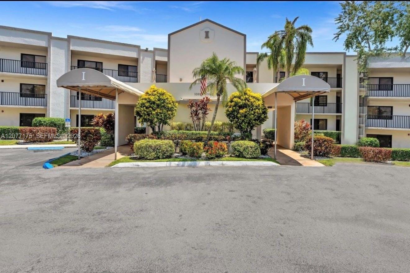 10847 W Clairmont Circle 302, Tamarac, FL 33321