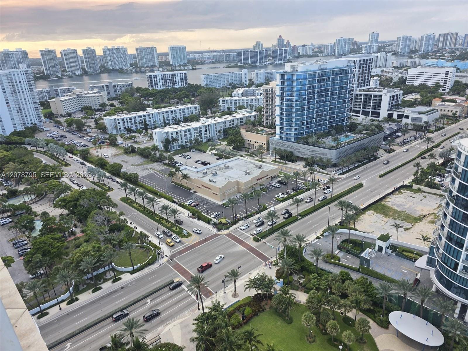 17375 Collins Avenue 2706 — photo 4