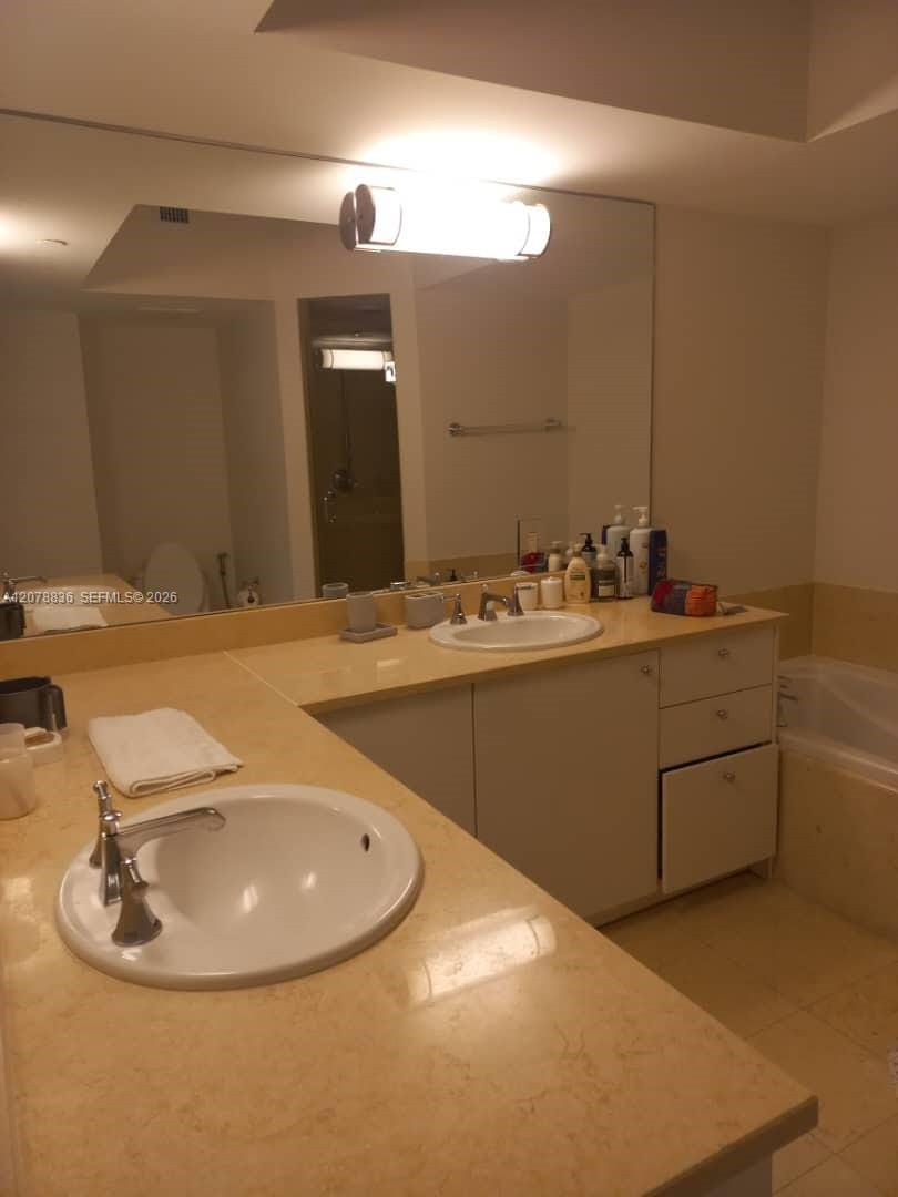 20000 E Country Club Drive 1212 — photo 7