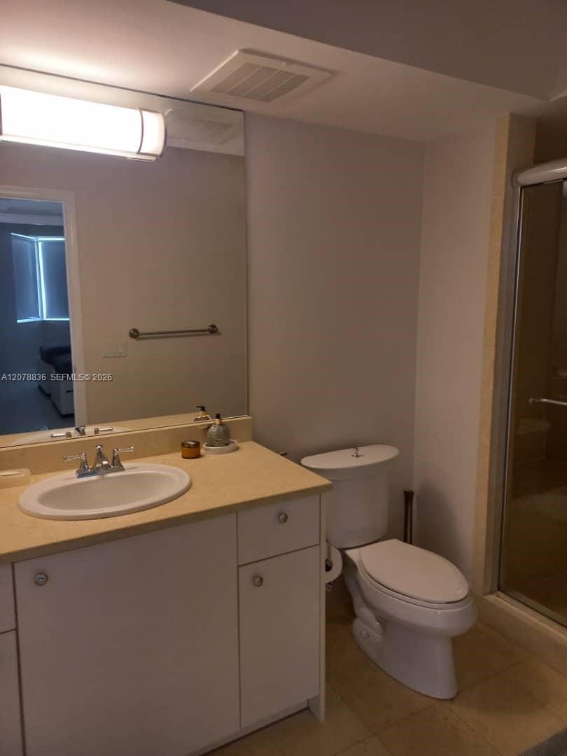 20000 E Country Club Drive 1212 — photo 8