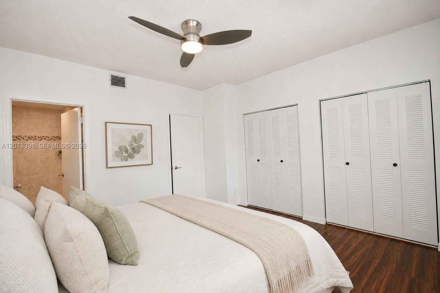 700 Sorrento Drive — photo 11