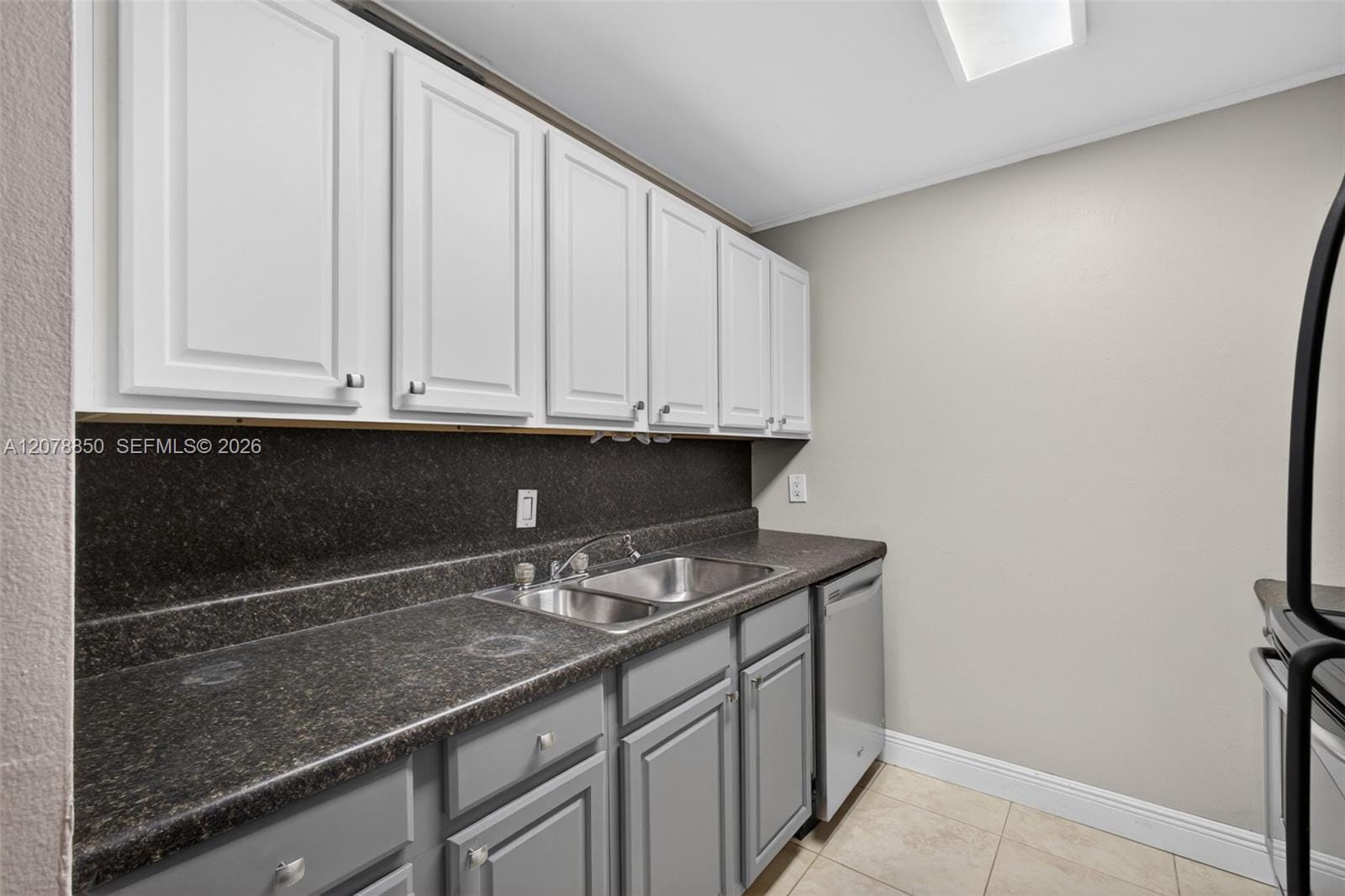 725 Hummingbird Way 109 — photo 3