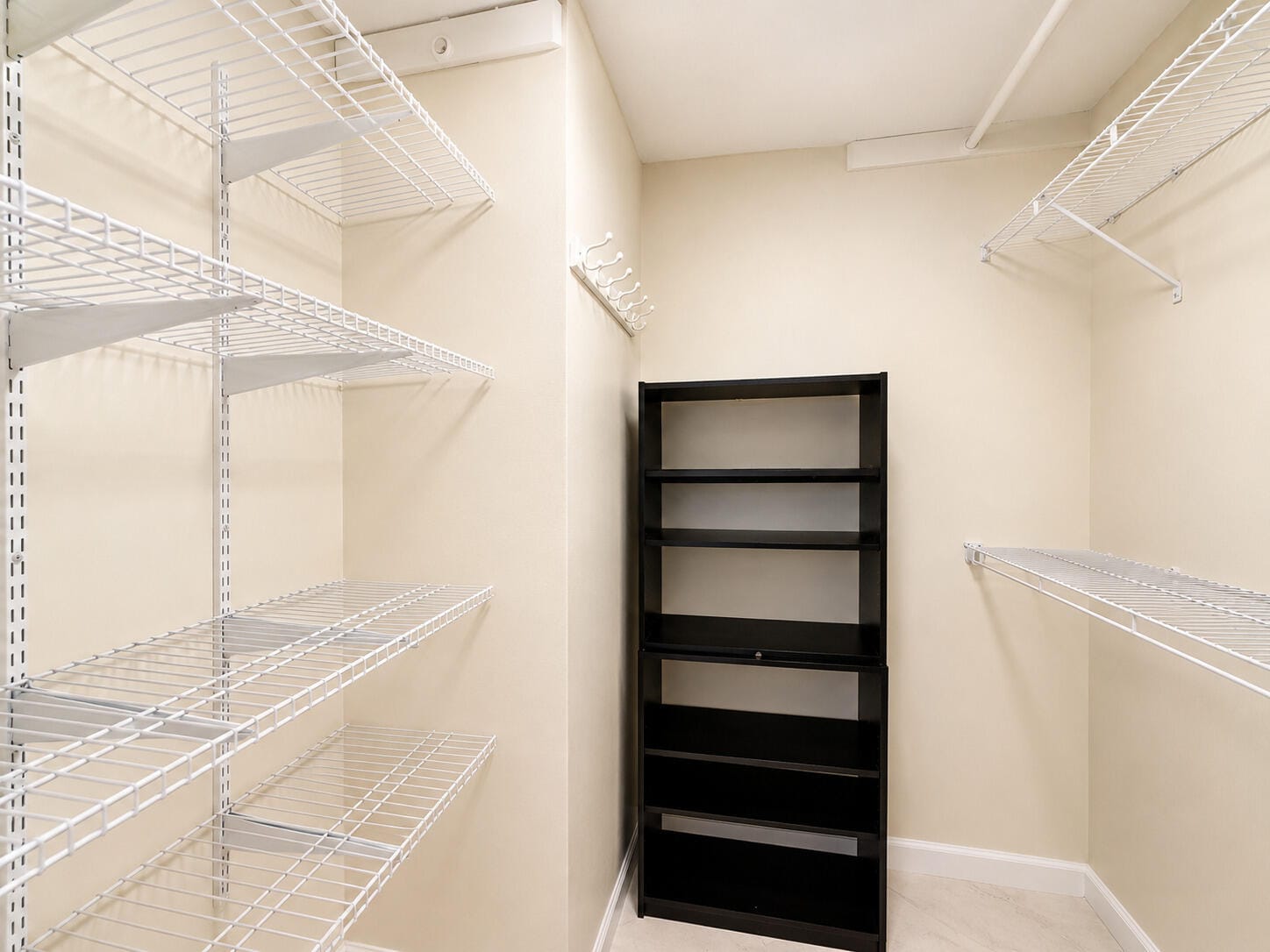 9411 N Hollybrook Lake Drive 309 — photo 11