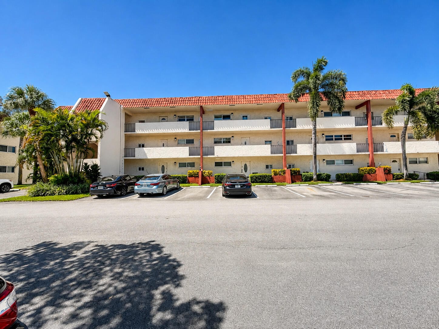 9411 N Hollybrook Lake Drive 309, Pembroke Pines, FL 33025 photo 15