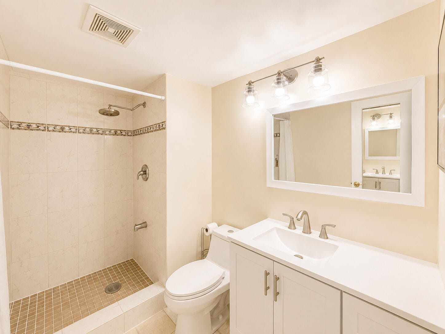9411 N Hollybrook Lake Drive 309 — photo 7