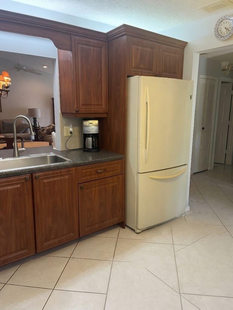 23312 BARLAKE Drive — photo 2