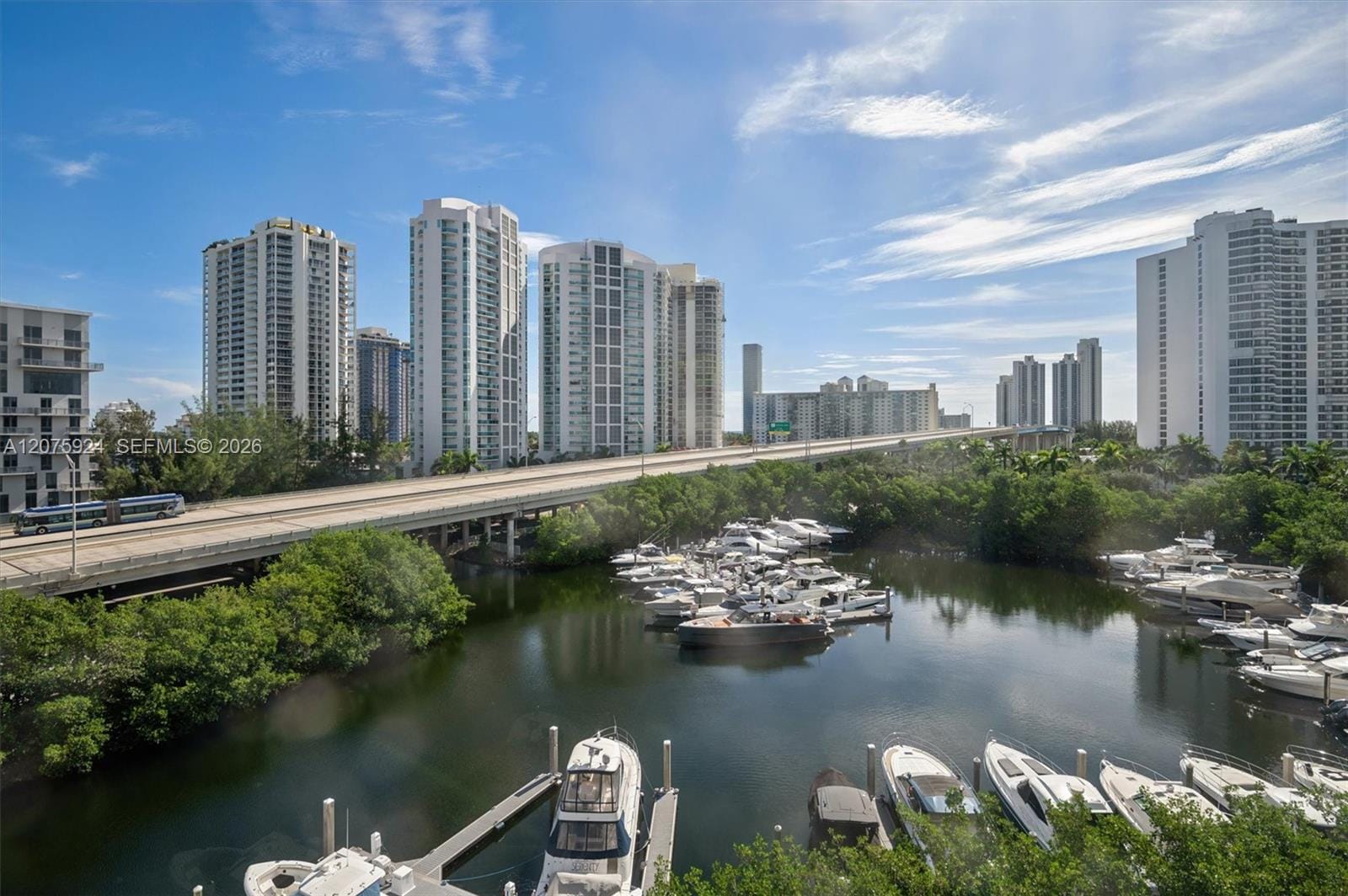 3500 Mystic Pointe Drive 805 — photo 11