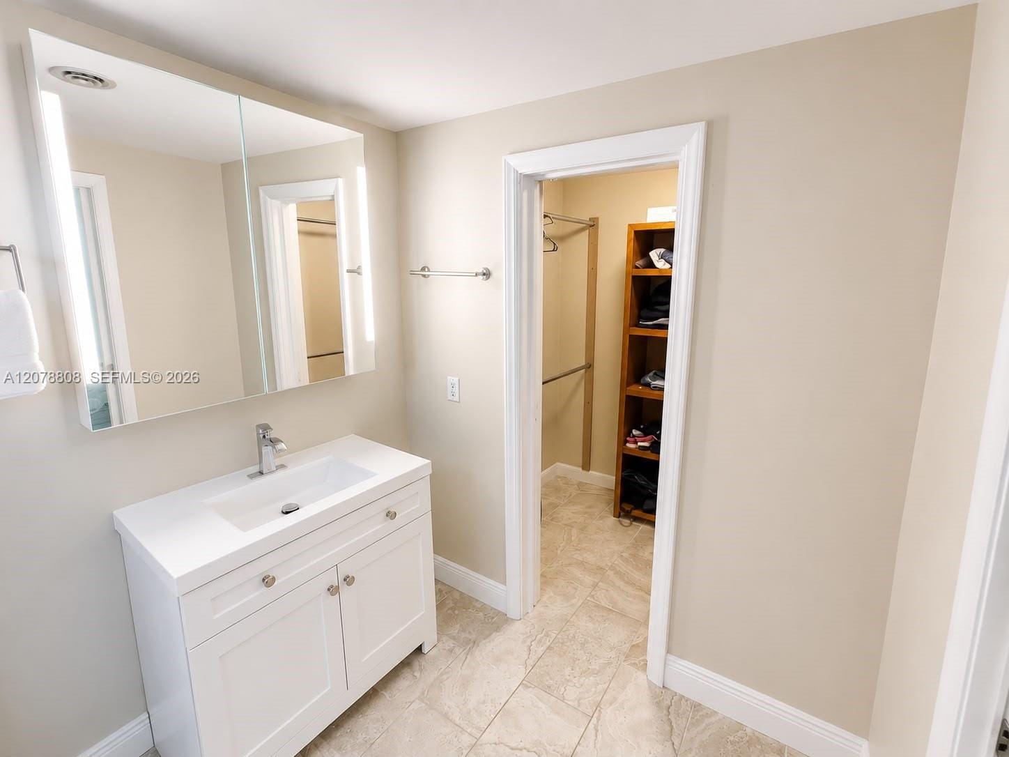 9400 E Bay Harbor Drive 3 — photo 8
